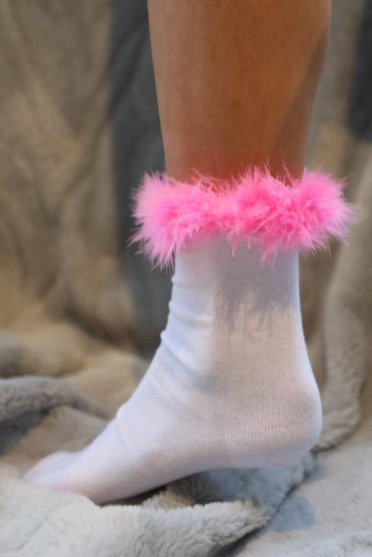 Bright pink fluffy / feathered white socks❀